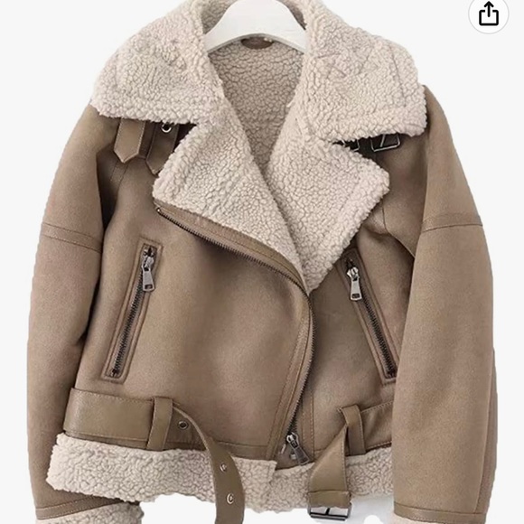 Coat - Picture 2 of 8